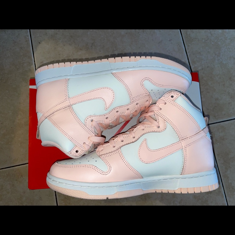 Nike Dunk High Sail Crimson Tint (W)